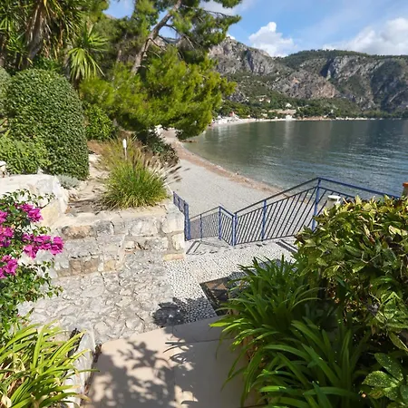 Exception Les Pieds Dans L'eau *