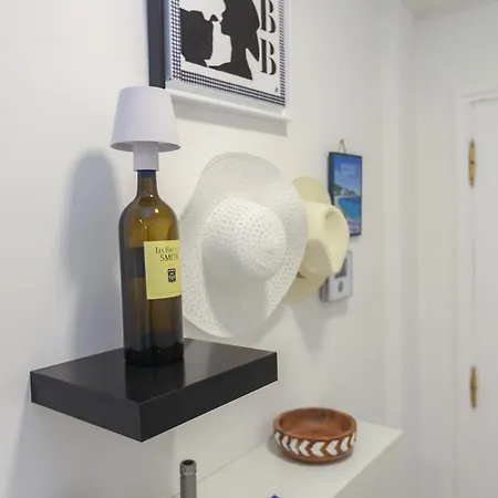 Exception Les Pieds Dans L'eau