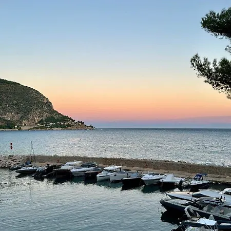 Exception Les Pieds Dans L'eau Apartmán Èze
